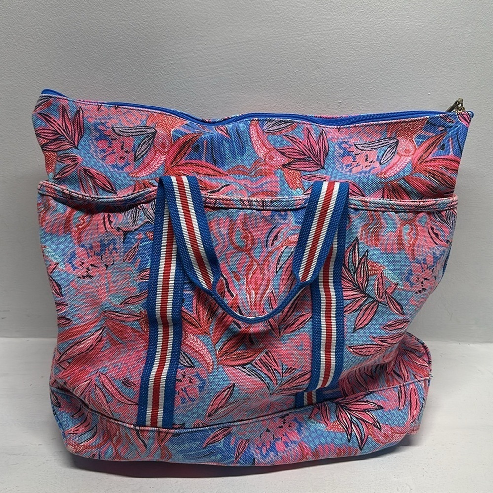 Lilly Pulitzer Mercato Tote Bag Shoulder Strapas Floral Ruby Red Wild Times Blue - Picture 2 of 10